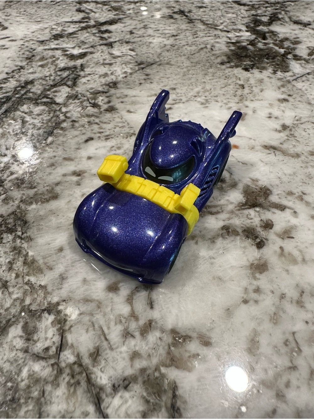 Mattel Batwheels Bam Sparkle Navy Bat-Theme Toy Car with Yellow Bat-Bar